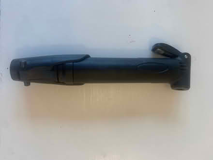 Photo of mini bike pump schrader valve (Alcester Lanes End B14) #1