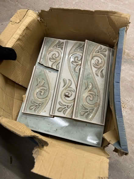 Photo of free Vintage tiles (KT9) #1