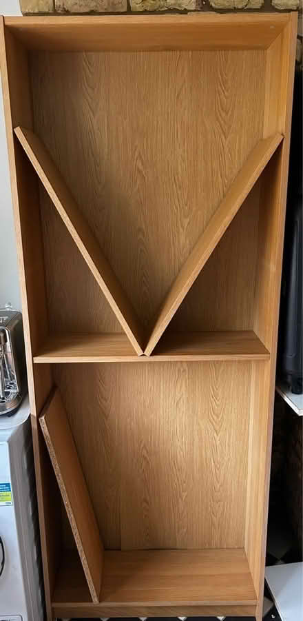 Photo of free Bookcase with 4 shelves (Tooting SW17) #2