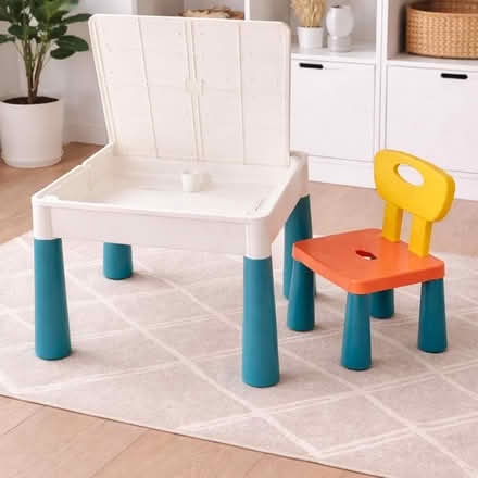 Photo of free table ans chair with storage (Langley SL3) #2