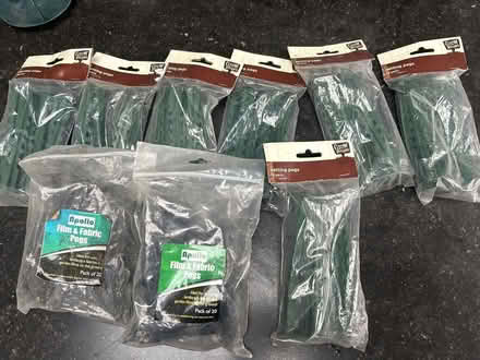 Photo of free Garden netting pegs (Tooting Bec/Balham SW17) #1