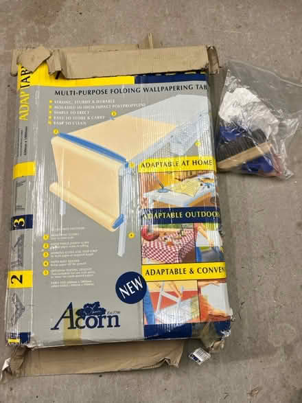 Photo of free Wall paper table with accessories (KT9) #1