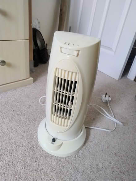 Photo of free Oscillating fan (DL15 0HB) #1