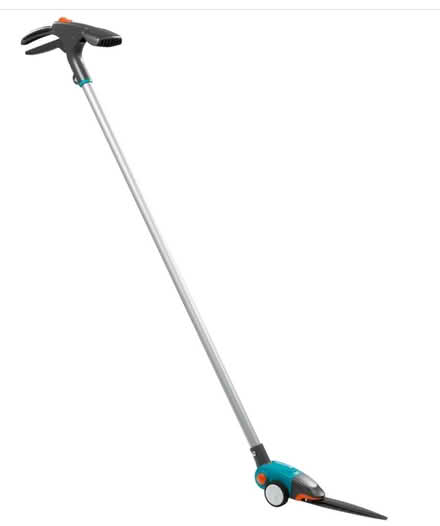 Photo of free Gardena Comfort Grass Shears, Long-Handled (IP5) #1