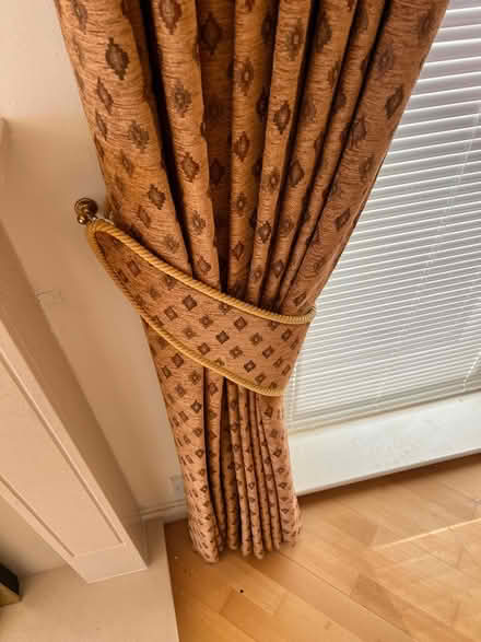 Photo of free Curtains, pelmet & tie backs (Cardiff) #4