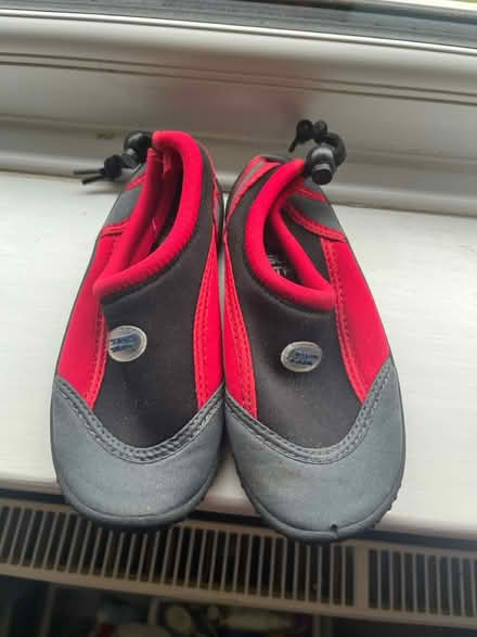Photo of free kids swim/beach shoes (kings heath B13) #1