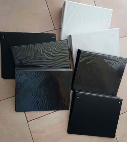 Photo of free A4 lever arch files (Bicester OX26) #1