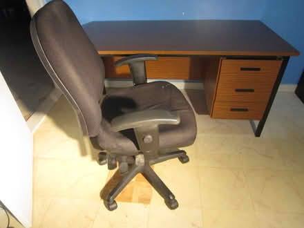 Photo of free Desk and chair (Blacktown near station) #1