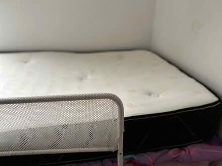 Photo of free Single divan bed with drawers and mattress (Woodthorpe S13) #4
