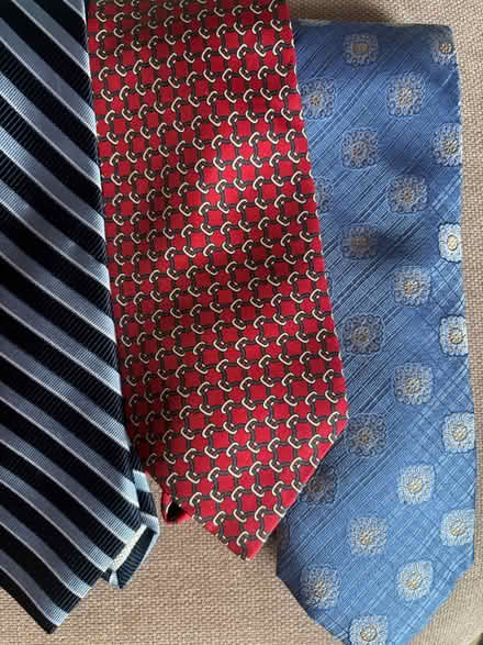 Photo of free 4 Men’s silk ties (Rego Park) #3