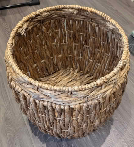 Photo of free Large wicker basket (Crookes (S10)) #1