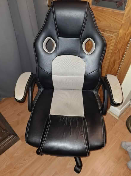 Photo of free Computer Chair (Erdington B235HA) #1