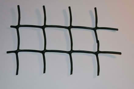 Photo of Green Plastic Mesh Fencing 50mm / 2" openings (Ellacombe TQ1) #2