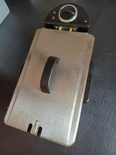 Photo of free 'Cookworks' Deep Fat Fryer (Rainham, Kent - ME8) #2