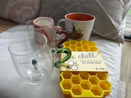 Photo of free Mugs and accessories (Santry) #1