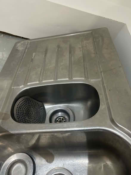 Photo of free Metal kitchen sink (Thornton Heath) #4