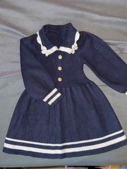 Photo of free Girl sweater dress 2-3years (Levenshulme M19) #2