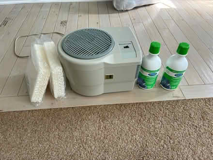 Photo of free Humidifier ++ (Hanover Rd & Patuxent Qtr Rd) #1