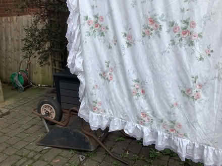 Photo of free Bed linen (Stanwell Village TW19) #2