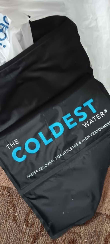 Photo of free "therapy gel" (Maple Leaf) #1