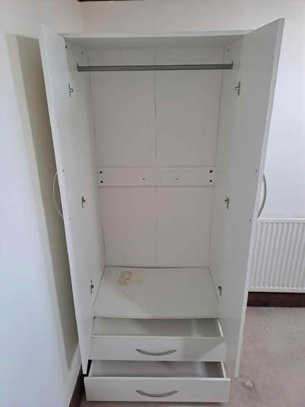 Photo of free White Wardrobe (South Reading RG2) #3