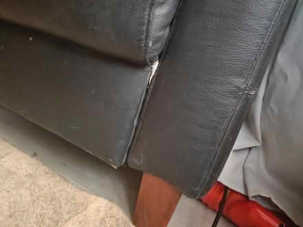 Photo of free Leather sofa, black Italian leather (Shooters hill SE18) #4