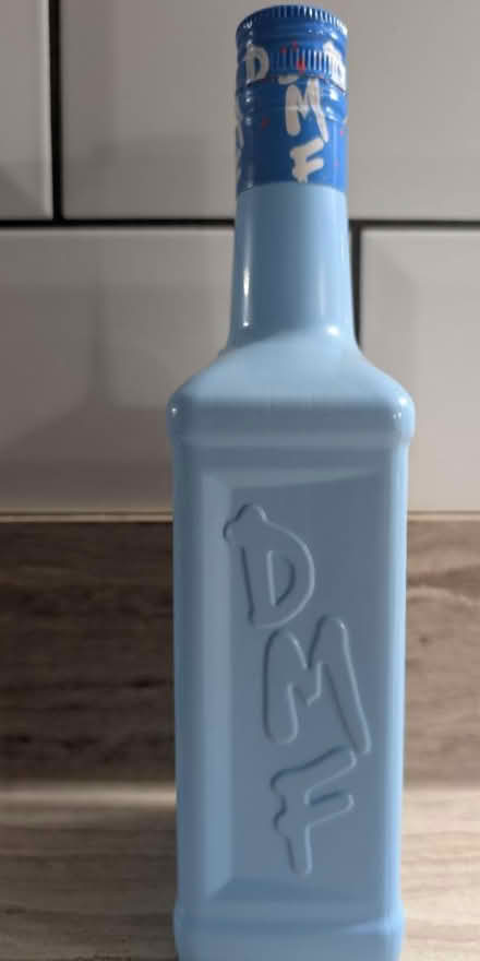 Photo of free 2 empty 0.50L coloured bottles (Abingdon, OX14) #4