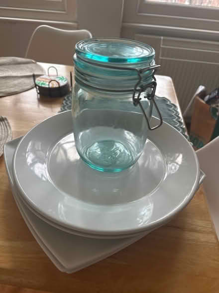 Photo of free Plates and jar (Highbury and Islington, N5) #1