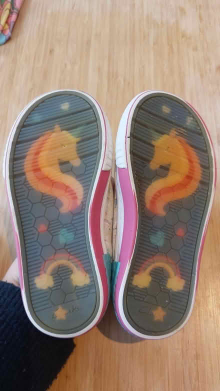 Photo of free Girls shoes size 8-10 (Kingston KT1) #4