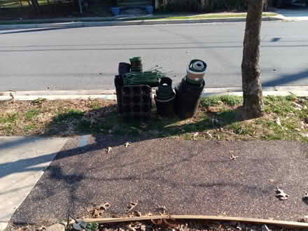Photo of free plastic pots and seed starter trays (Mt Rainier MD) #1
