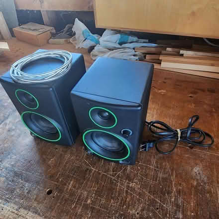 Photo of free Desktop Computer Speakers (Stafford Drive Cupertino) #1