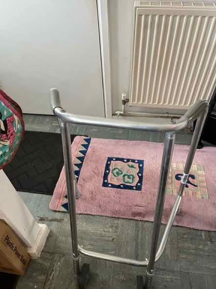 Photo of free Walking frame removable box (HP5) #1