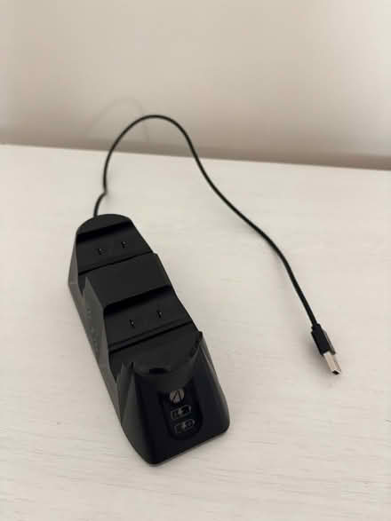 Photo of free Docking station (Maidenhead SL6) #1