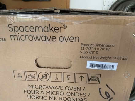 Photo of free GE Spacesaver Microwave NEEDS WORK (Penn Valley) #3