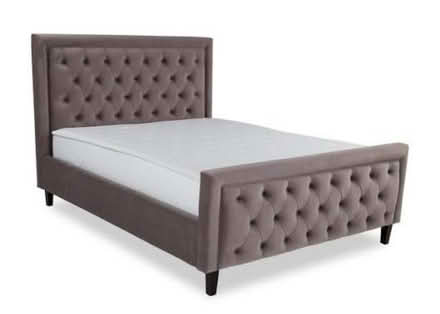 Photo of kingsize bedframe (Market drayton) #4