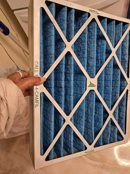 Photo of free Furnace air filter (Beverly Hills) #1