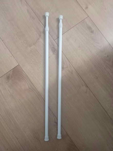 Photo of free 2x Tension rods (Shoreditch) (Shoreditch E2) #1
