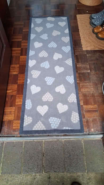 Photo of free Rug (Cramond EH4) #1