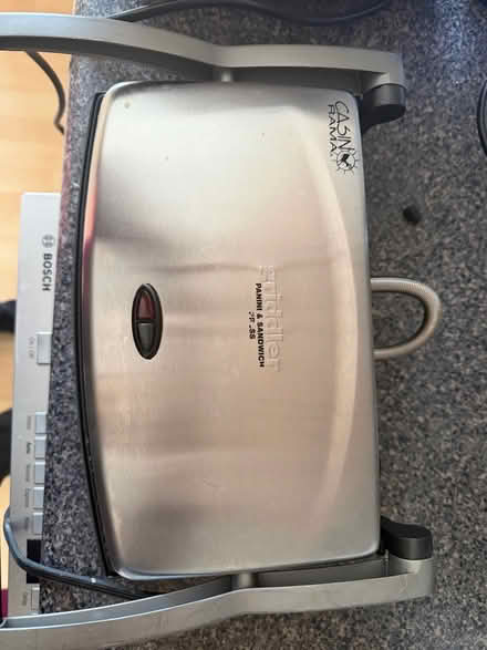 Photo of free Small grill (Hwy 7 and 9th Line Markham) #3