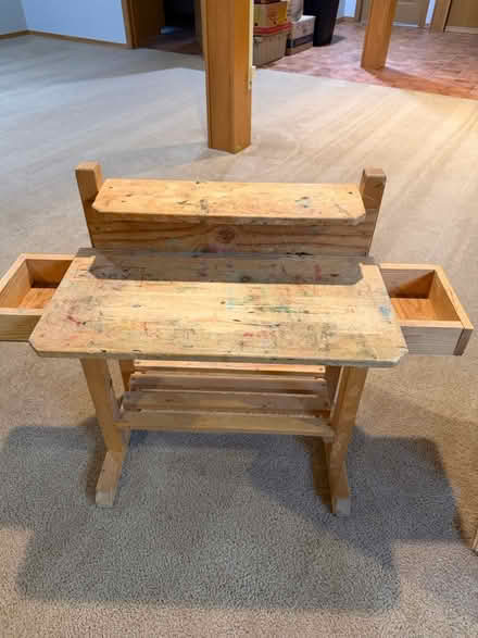 Photo of free Kids’ Desks (Tacoma) #4