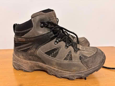 Photo of free Walking boots size 6 (Braybrooke Road, Hastings TN34) #2