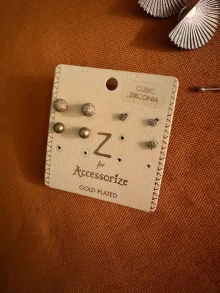 Photo of free Box of earrings (Harringay N4) #2