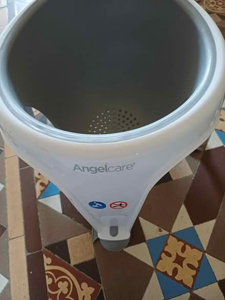 Photo of free Baby bath seat up to 10 months old (Hackney N16) #1