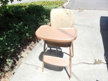 Photo of free High chair from circa 1959-1960 (Oakland) #1