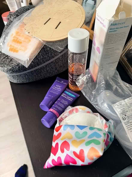 Photo of free Pregnancy and breastfeeding bits (Colliers wood CR4) #1