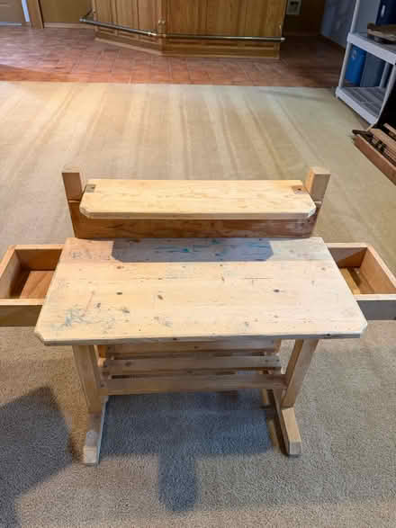 Photo of free Kids’ Desks (Tacoma) #3