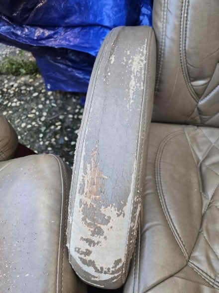 Photo of free Pair well-used swivel recliners (El Sobrante) #4