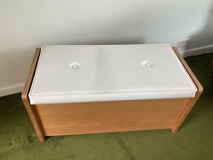 Photo of free Ottoman (S10 Crosspool) #1
