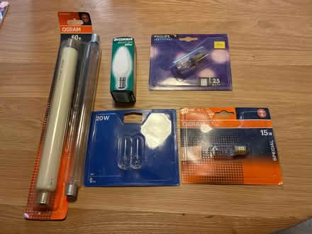 Photo of free Random collection of lightbulbs (Bodicote OX16) #1