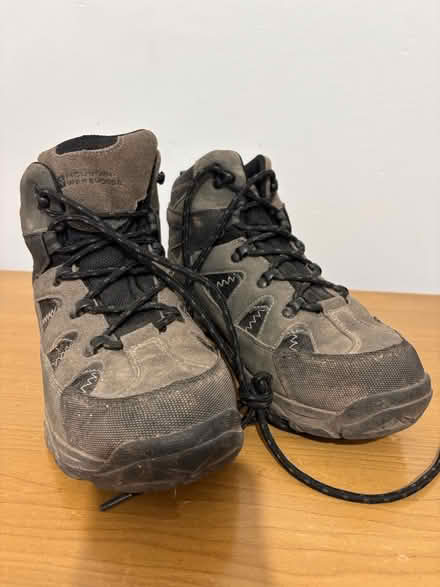Photo of free Walking boots size 6 (Braybrooke Road, Hastings TN34) #1